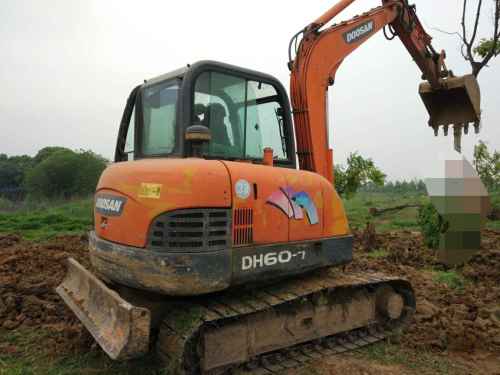 安徽出售转让二手9687小时2010年斗山DH60挖掘机