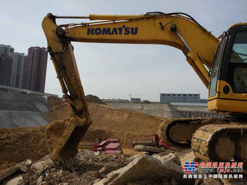 安徽出售转让二手7234小时2010年小松PC200挖掘机