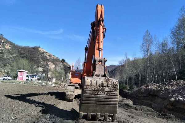 山西出售转让二手10000小时2011年斗山DH370LC挖掘机