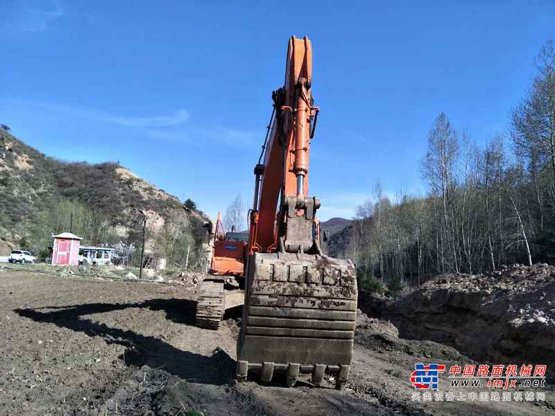山西出售转让二手10000小时2011年斗山DH370LC挖掘机