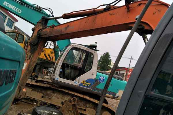 湖北出售转让二手11000小时2009年日立ZX70挖掘机
