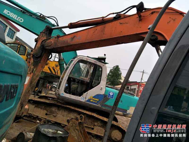 湖北出售转让二手11000小时2009年日立ZX70挖掘机