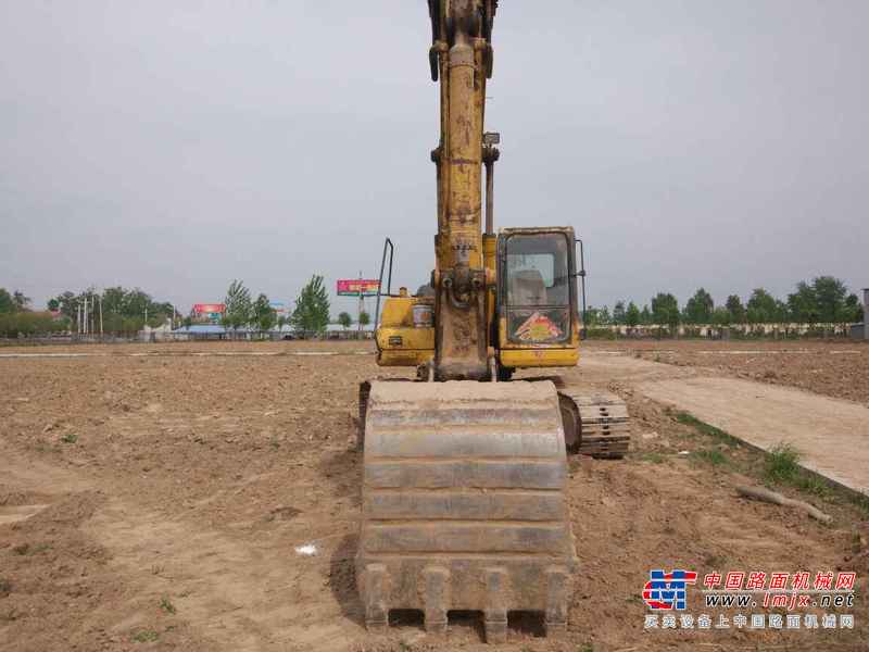 山东出售转让二手16000小时2006年小松PC220挖掘机