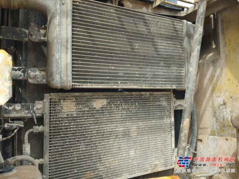 山东出售转让二手16000小时2006年小松PC220挖掘机