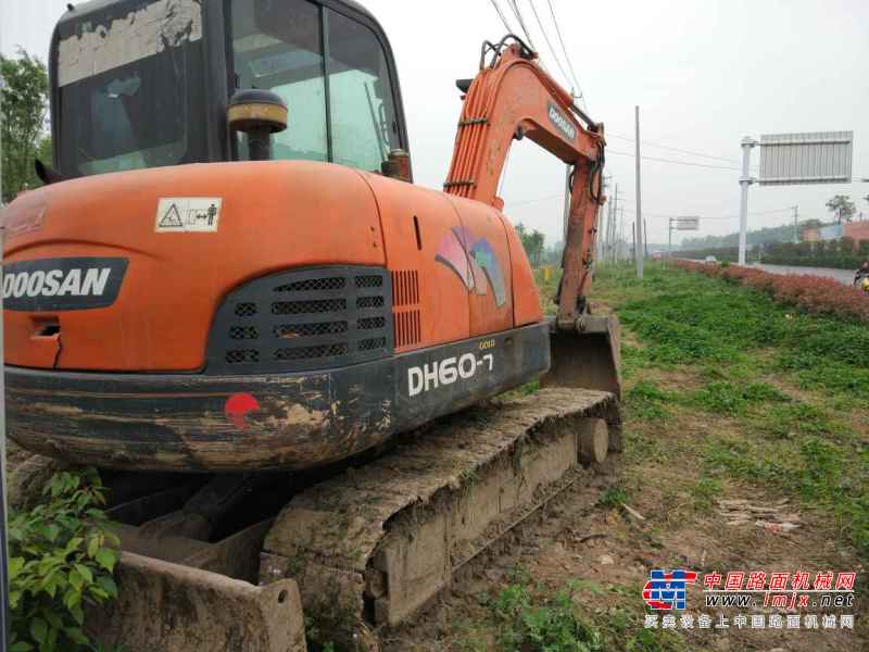 安徽出售转让二手11026小时2011年斗山DH60挖掘机