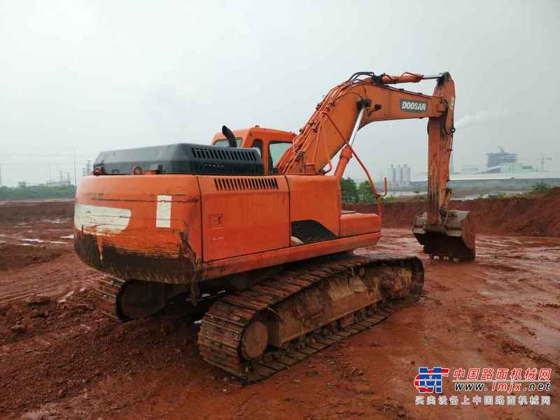 江西出售转让二手8900小时2011年斗山DH225LC挖掘机
