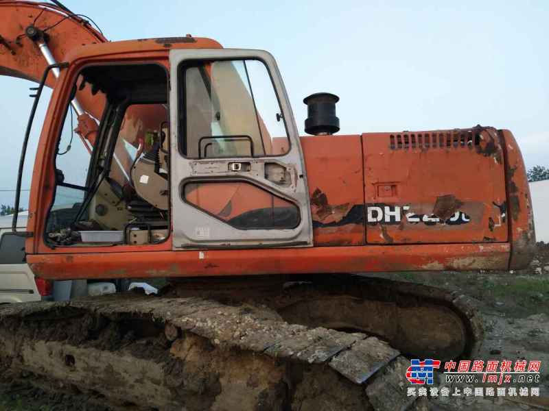 江苏出售转让二手16000小时2005年斗山DH220LC挖掘机