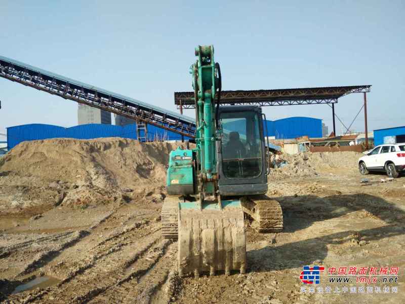 安徽出售转让二手7500小时2012年神钢SK75挖掘机