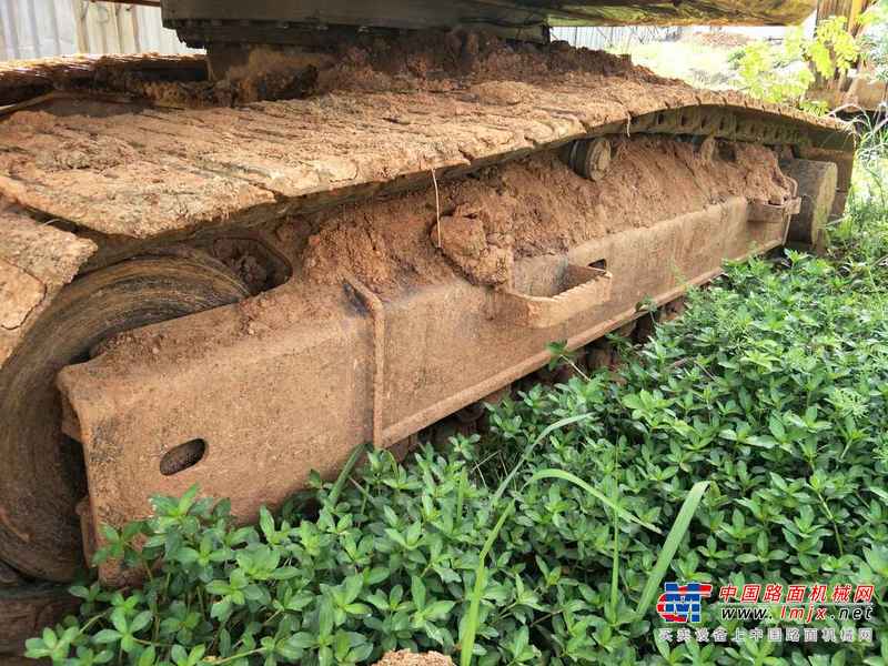 湖南出售转让二手8000小时2010年沃得重工W2239挖掘机