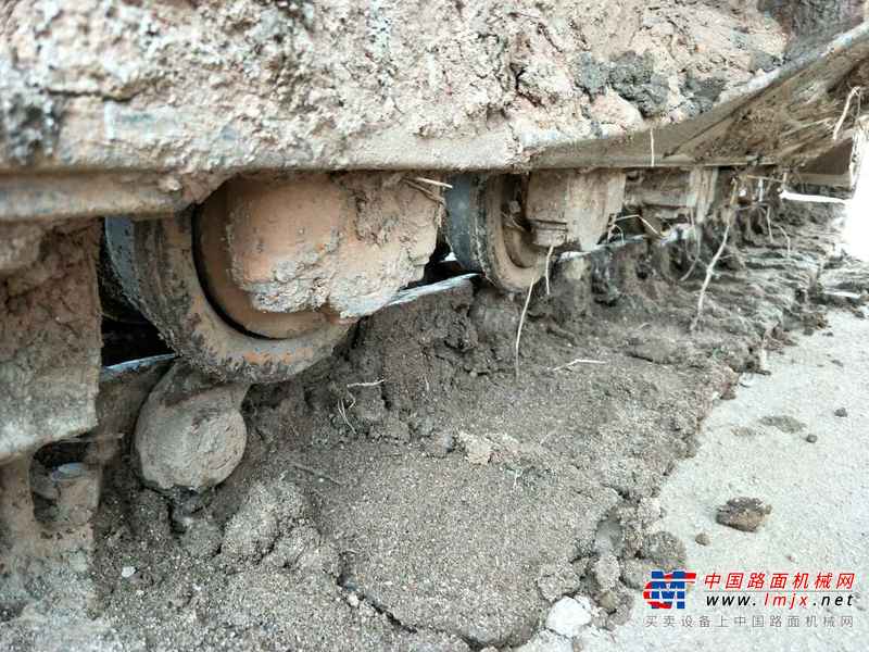 云南出售转让二手13088小时2006年小松PC60挖掘机