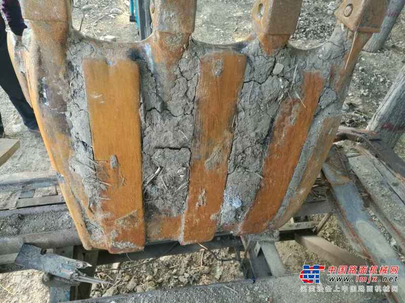 山东出售转让二手8975小时2010年山河智能SWE50E挖掘机