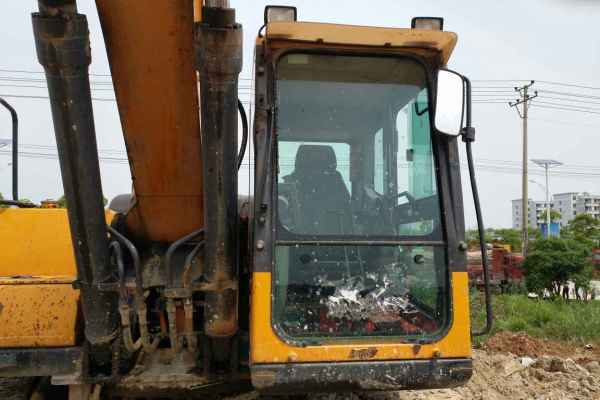 江西出售转让二手4500小时2012年三一重工SY225C挖掘机