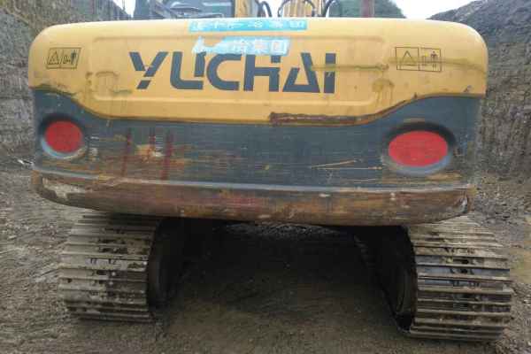 贵州出售转让二手7800小时2011年玉柴YC230LC挖掘机