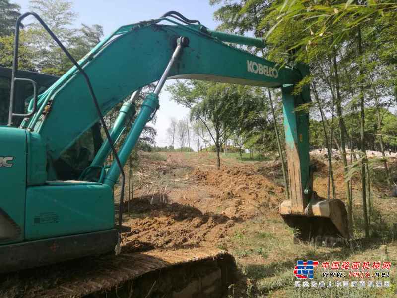 安徽出售转让二手7500小时2011年神钢SK210LC挖掘机