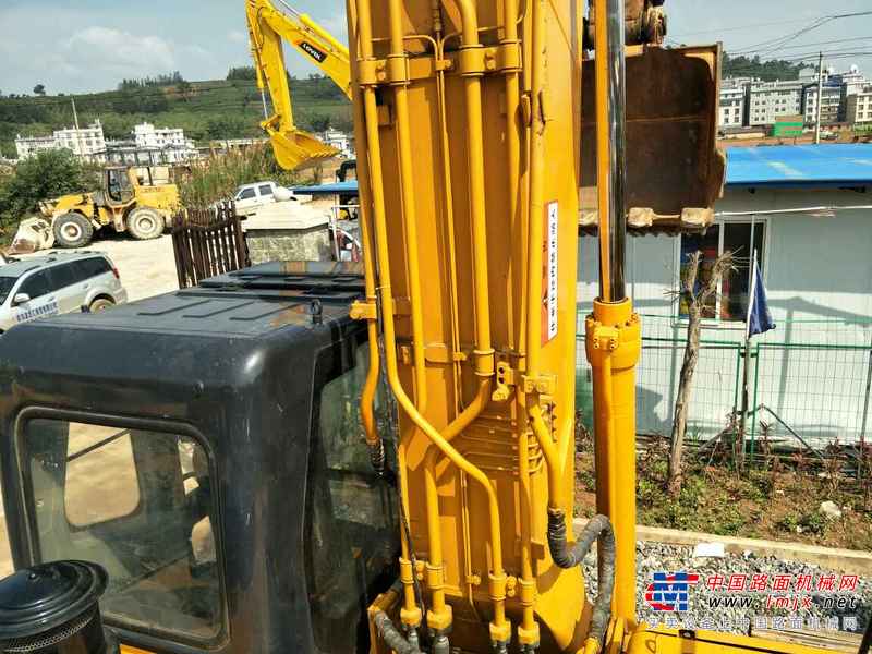 云南出售转让二手2185小时2013年福田雷沃FR220挖掘机