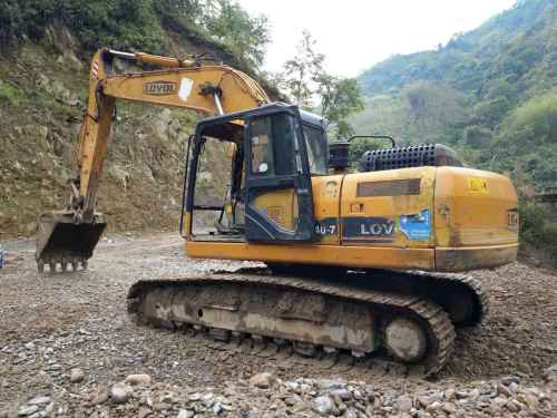 云南出售转让二手10500小时2011年福田雷沃FR220挖掘机