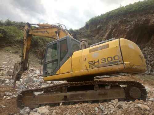 贵州出售转让二手19000小时2009年住友SH300挖掘机