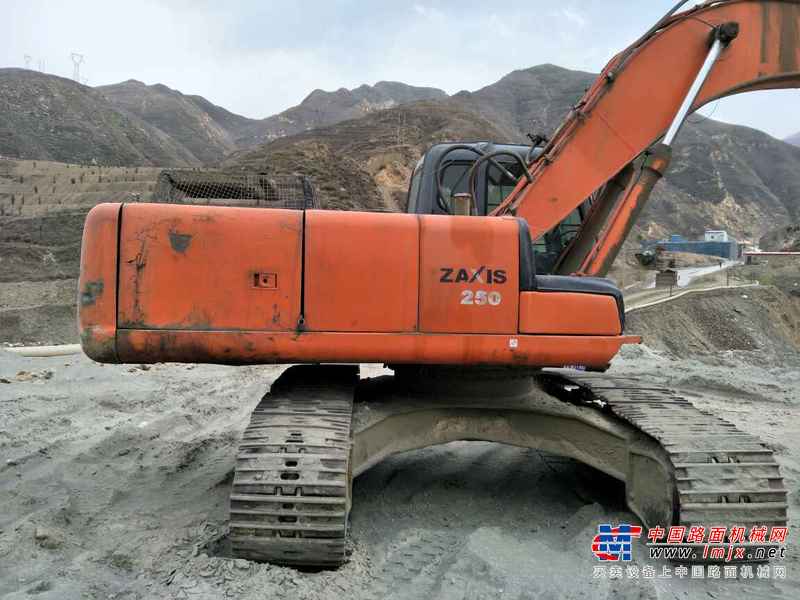 山西出售转让二手15000小时2006年日立ZX230挖掘机