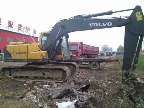山东出售转让二手8000小时2012年沃尔沃EC140BLC挖掘机