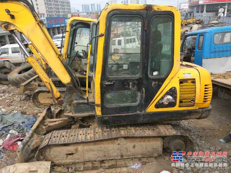 山东出售转让二手8500小时2008年现代R55挖掘机