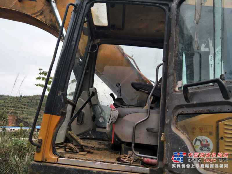 贵州出售转让二手8500小时2011年三一重工SY215C挖掘机