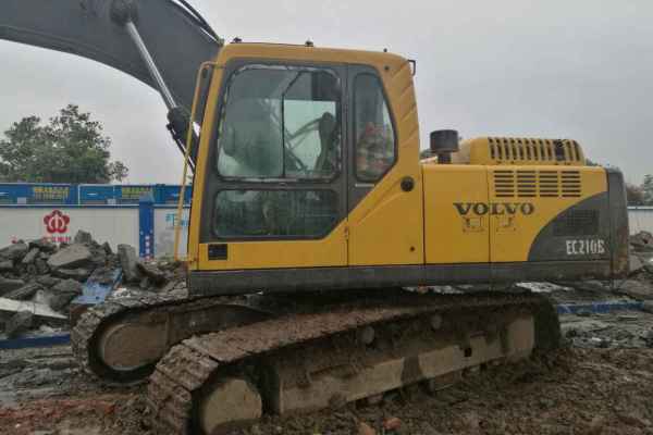 安徽出售转让二手7600小时2011年沃尔沃EC210B挖掘机