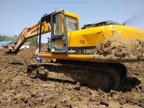 安徽出售转让二手9355小时2009年龙工LG6210B挖掘机