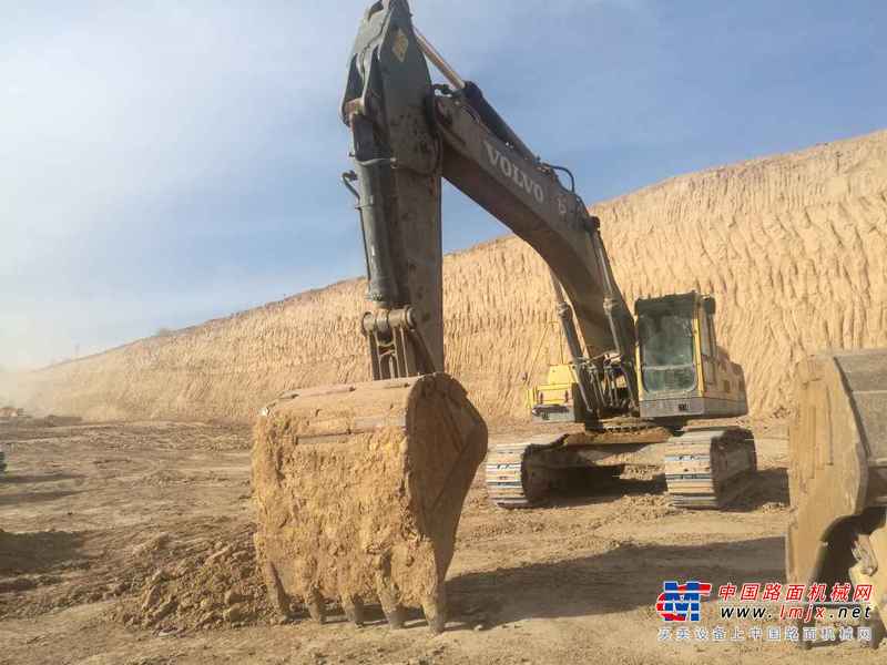 山西出售转让二手13000小时2011年沃尔沃EC460BLC挖掘机
