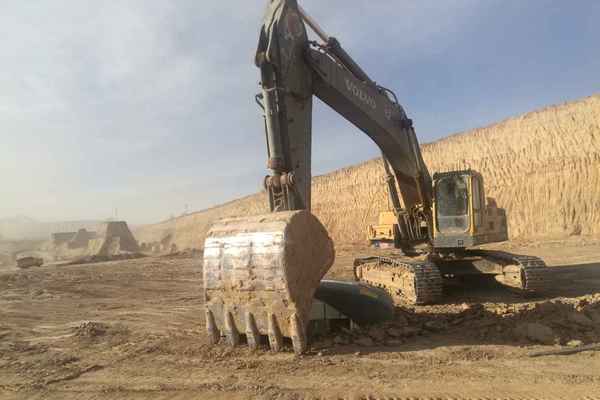山西出售转让二手12000小时2011年沃尔沃EC460BLC挖掘机