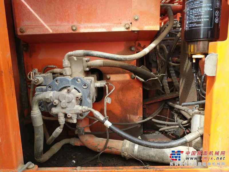 湖北出售转让二手3700小时2014年斗山DX120挖掘机