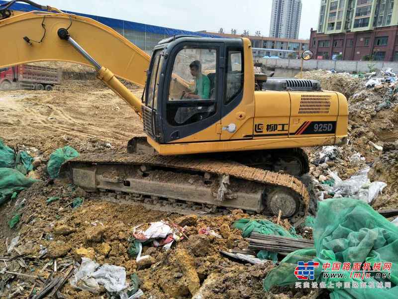 贵州出售转让二手7100小时2012年柳工925D挖掘机