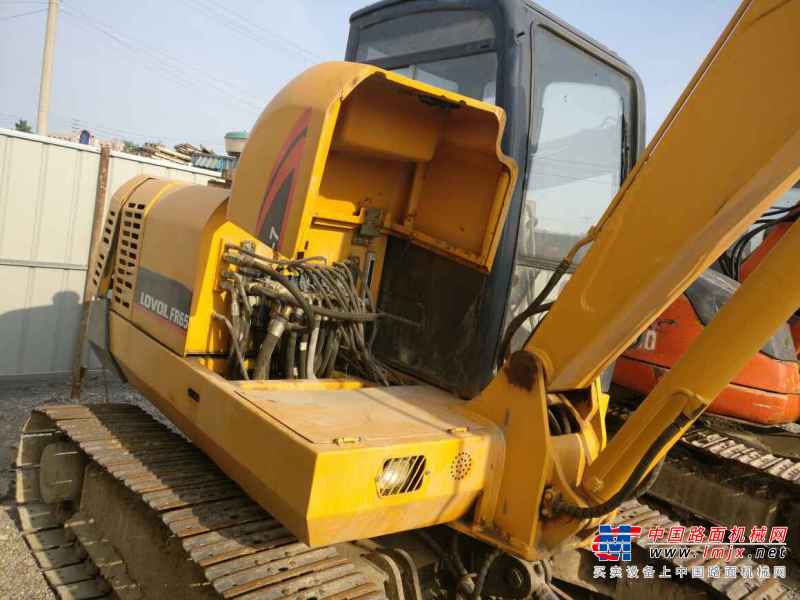 天津出售转让二手8000小时2012年福田雷沃FR65挖掘机