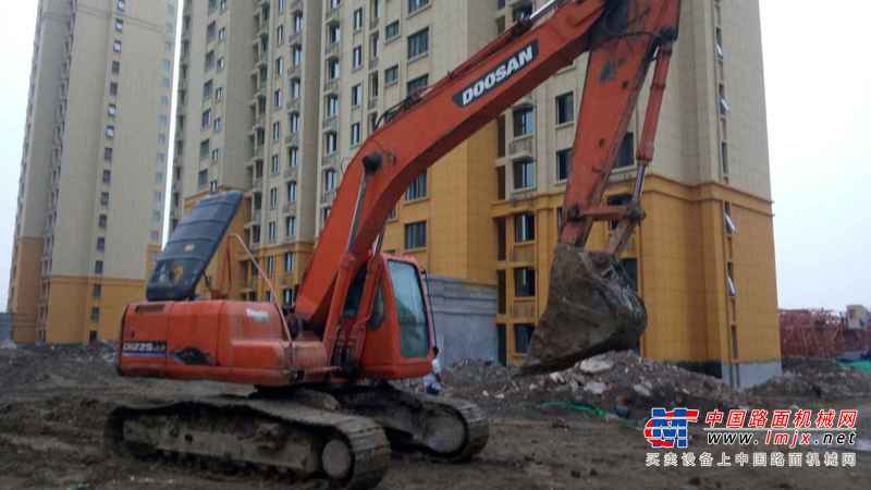 安徽出售转让二手9800小时2010年斗山DH220挖掘机