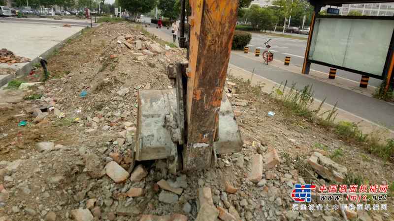 安徽出售转让二手8800小时2012年三一重工SY55挖掘机