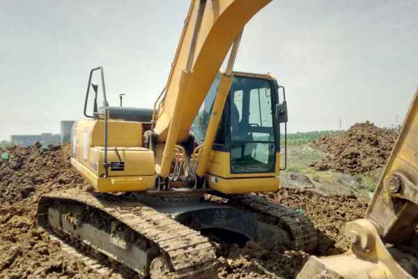 安徽出售转让二手9000小时2012年小松PC210挖掘机