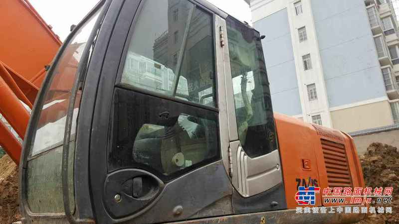 安徽出售转让二手12386小时2009年日立ZX200挖掘机