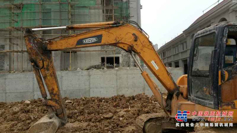 安徽出售转让二手9500小时2011年福田雷沃FR65挖掘机