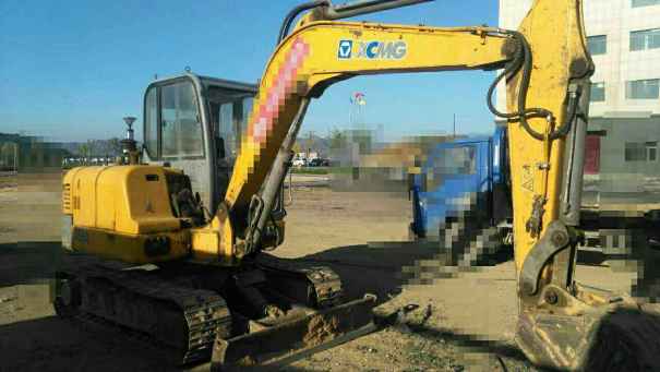 河北出售转让二手7000小时2012年徐工XE60挖掘机