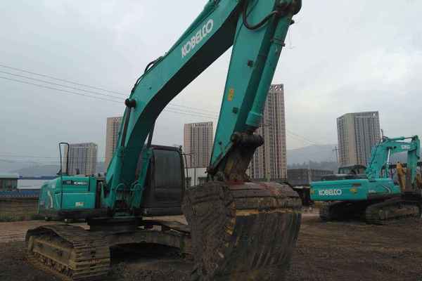 云南出售转让二手6500小时2011年神钢SK260LC挖掘机