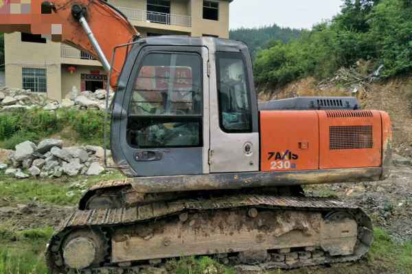 江西出售转让二手9607小时2011年日立ZX200挖掘机