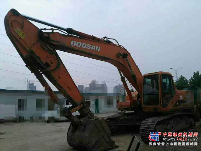 山西出售转让二手7800小时2009年斗山DH300挖掘机