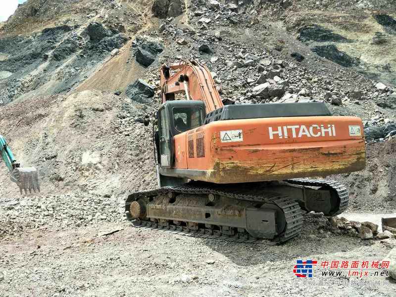 云南出售转让二手11526小时2011年日立ZX330挖掘机