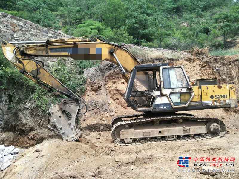 河南出售转让二手15000小时2003年住友SH330挖掘机