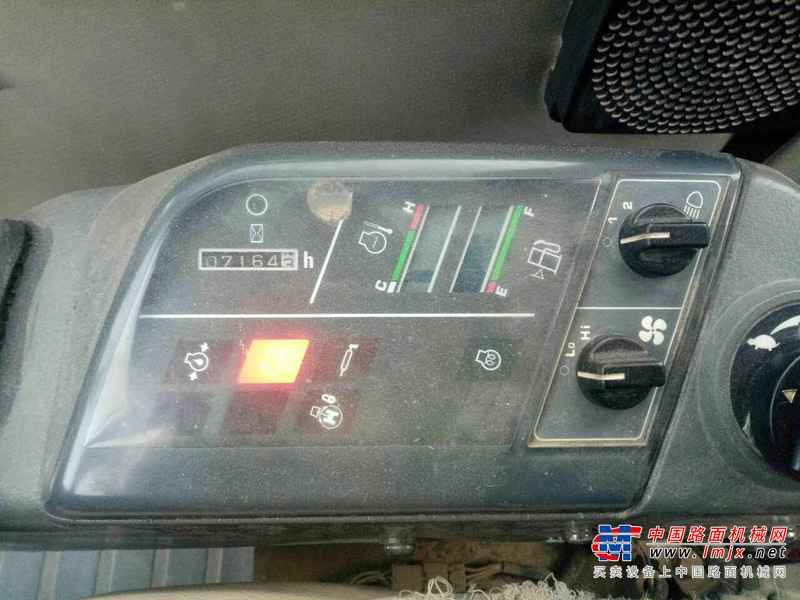 山西出售转让二手7600小时2010年小松PC60挖掘机