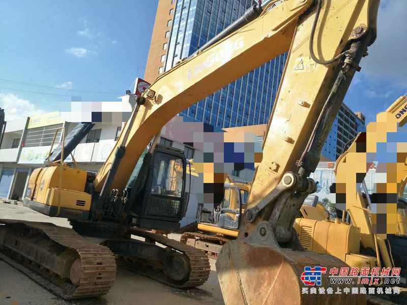 贵州出售转让二手5000小时2011年柳工CLG922D挖掘机