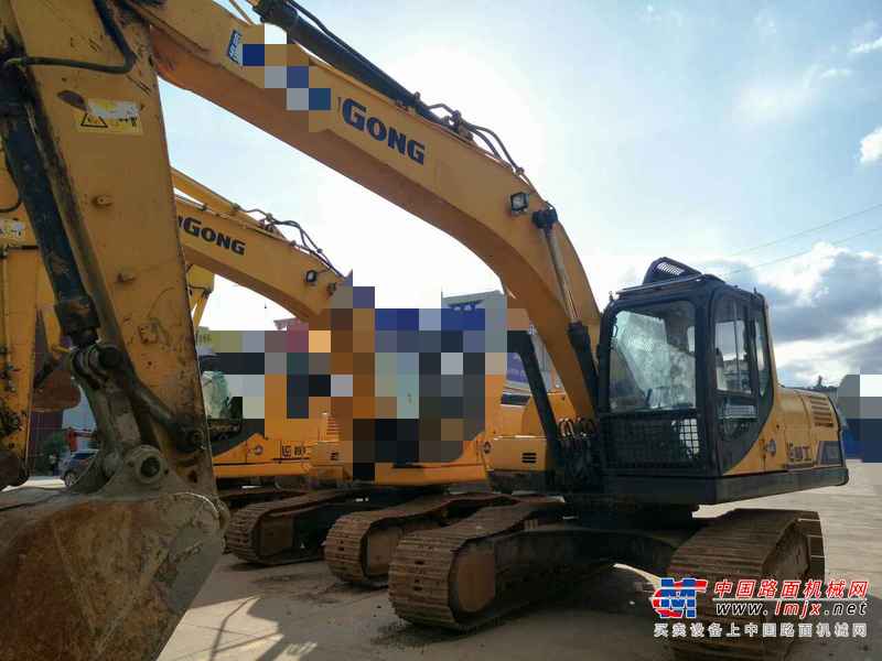贵州出售转让二手5000小时2011年柳工CLG922D挖掘机
