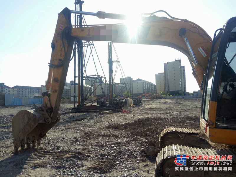 宁夏出售转让二手7000小时2011年福田雷沃FR170挖掘机