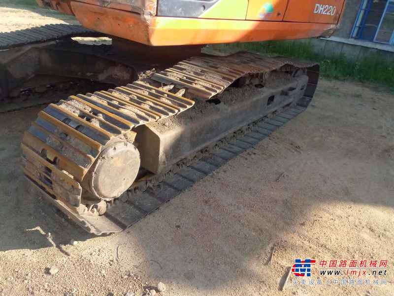 黑龙江出售转让二手12000小时2003年大宇DH220LC挖掘机