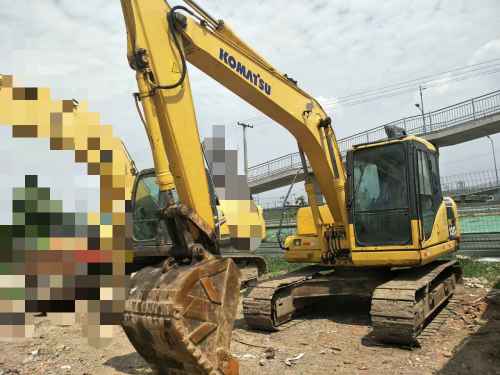 四川出售转让二手5625小时2012年小松PC130挖掘机
