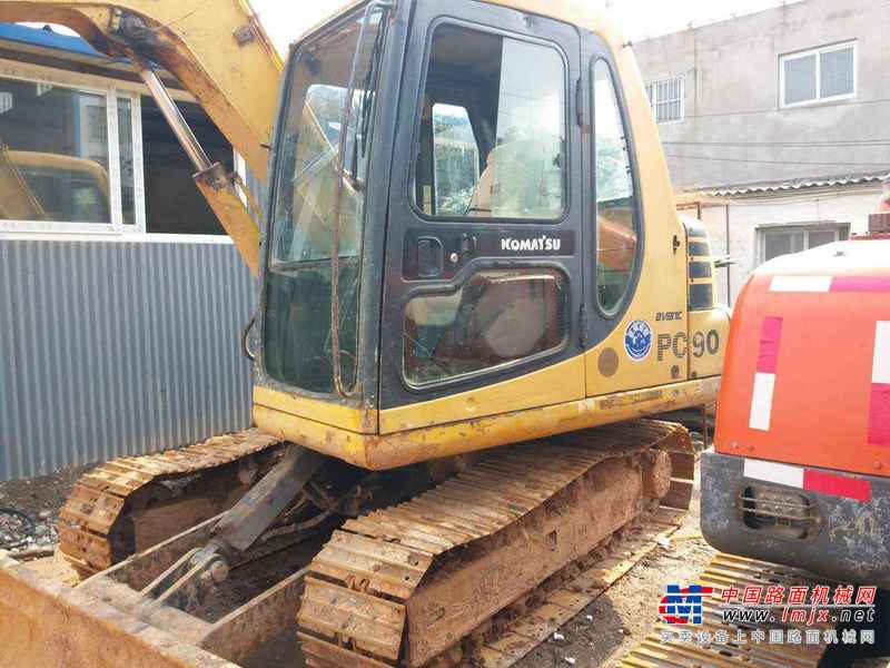 河南出售转让二手9000小时2010年小松PC60挖掘机